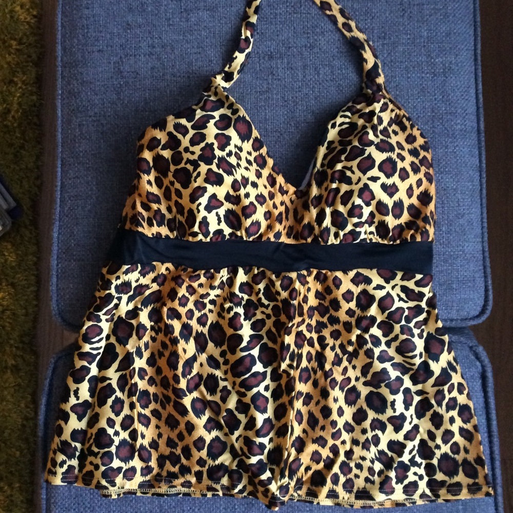 New! Venus brand tankini top